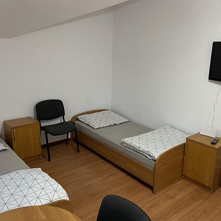 Noclegi Pracownicze Lazur Ciechanów Kültér fotó