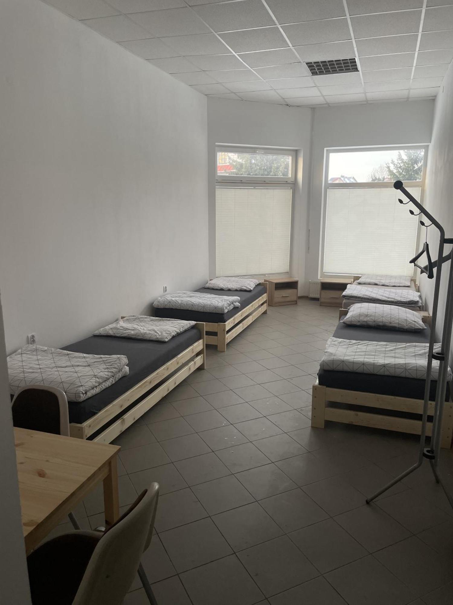 Noclegi Pracownicze Lazur Ciechanów Kültér fotó